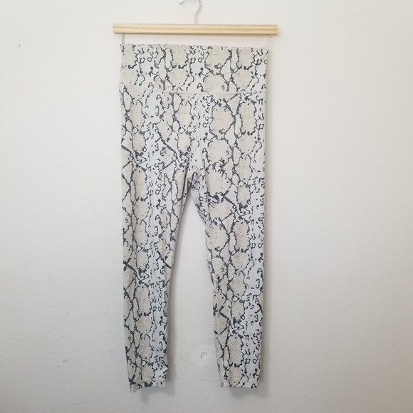 All Fenix white python active set - Picture 12 of 16